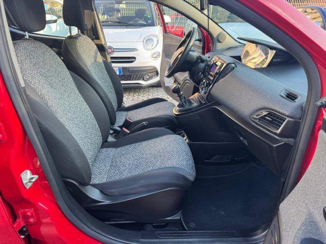 Lancia LANCIA Ypsilon 1.0 FireFly 5 porte S&S Hybrid Ec