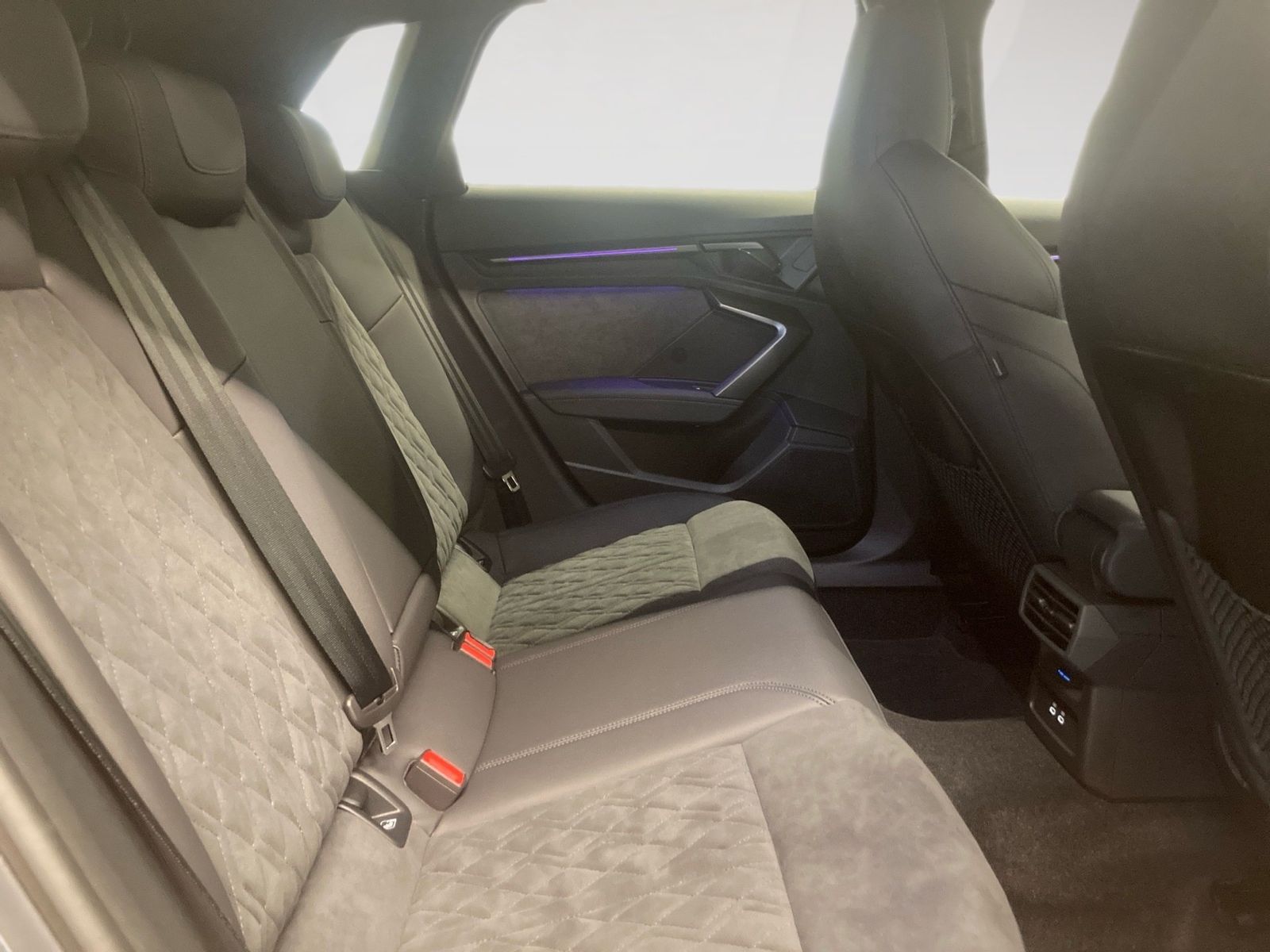 Audi RS3 - Bild 10