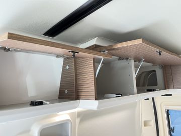 Westfalia Columbus 540 D 140 PS 8G ATG Easy Driving Solar