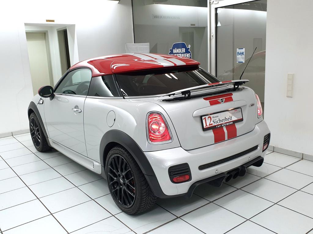 MINI John Cooper Works Coupé