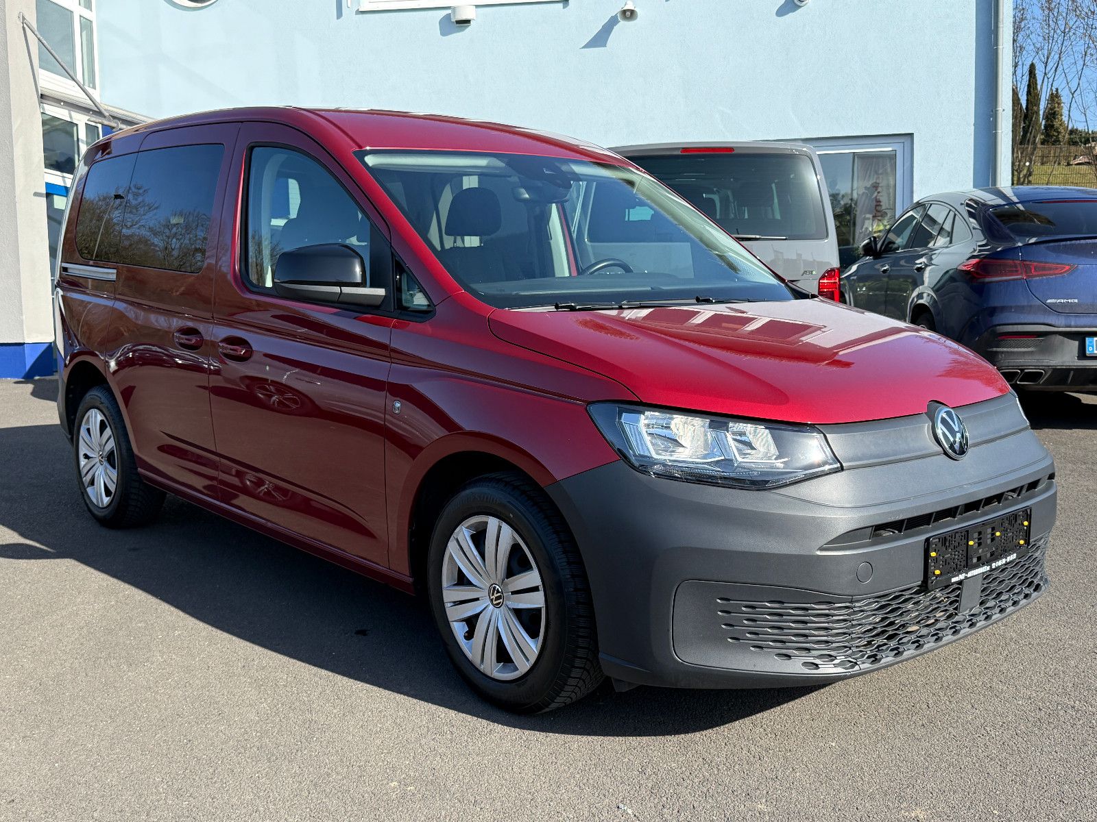 Fahrzeugabbildung Volkswagen Caddy 2.0 TDI ACC AHK DAB Navi PDC SHZ Winterpak