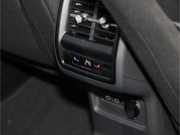 Skoda Kodiaq Selection 2.0 TDI 4x4 DSG LED AHK Kamera