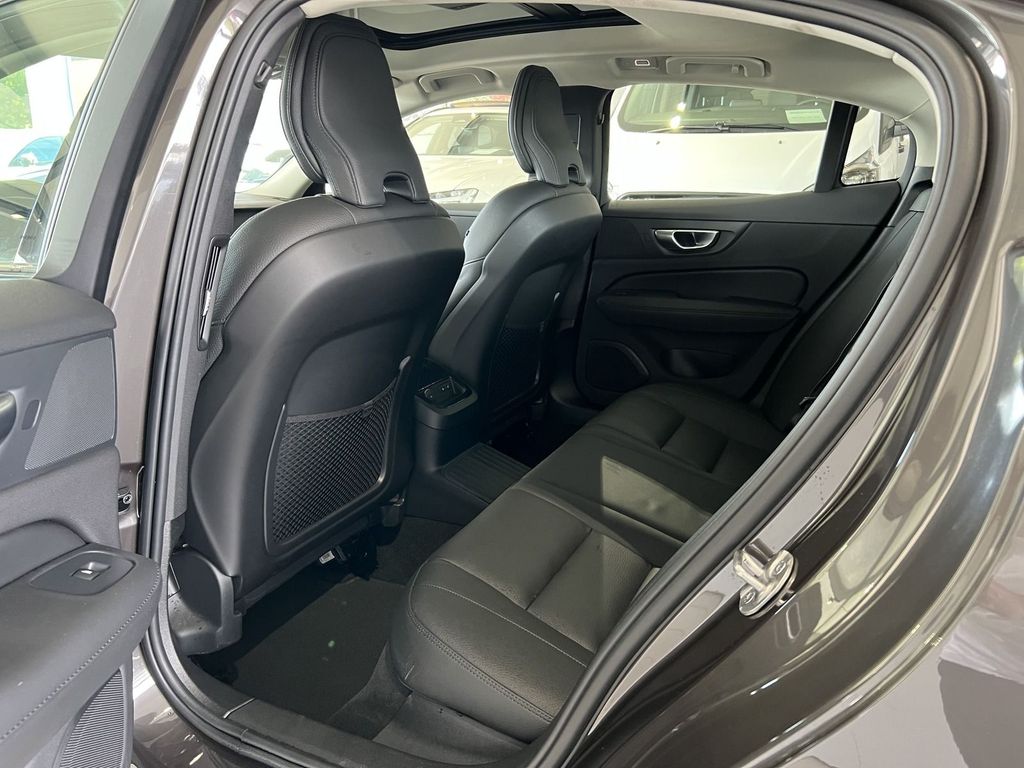 Volvo S60 T8 Ultimate Dark Recharge AWD 360° HeadUp