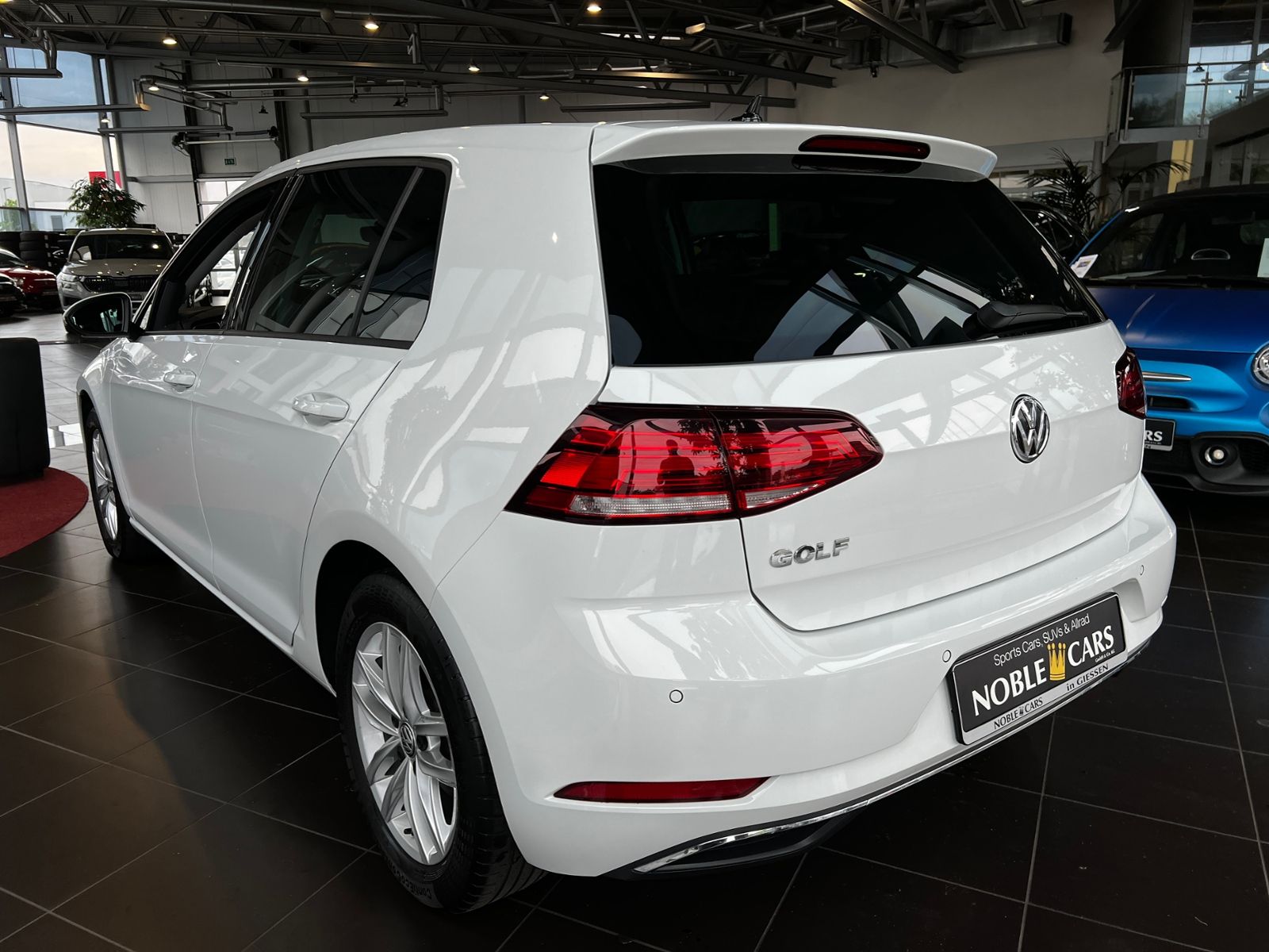 Fahrzeugabbildung Volkswagen Golf VII Lim. Comfortline BMT ACC  NAVI ALU