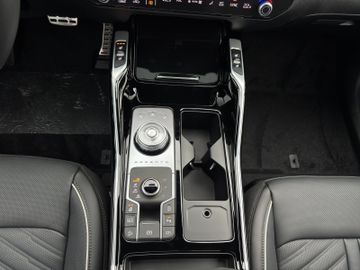 Kia SORENTO PE 2.2D AWD PLATINUM *7-SITZ*PANO*BOSE*