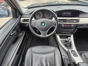 BMW 320 - 11