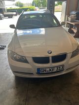 BMW 320i touring - - BMW 320 aus 2007: Kombi