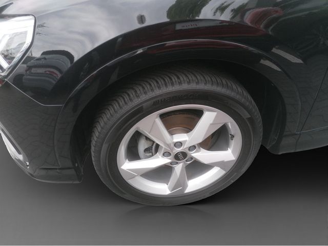 Q3 35 TFSI S line KLIMA PDC SHZ NAVI AHK ACC LED