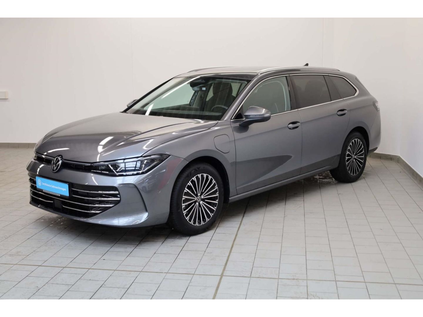 Volkswagen Passat 1.5 eHybrid Elegance DSG AHK P-Dach RFK foto 2