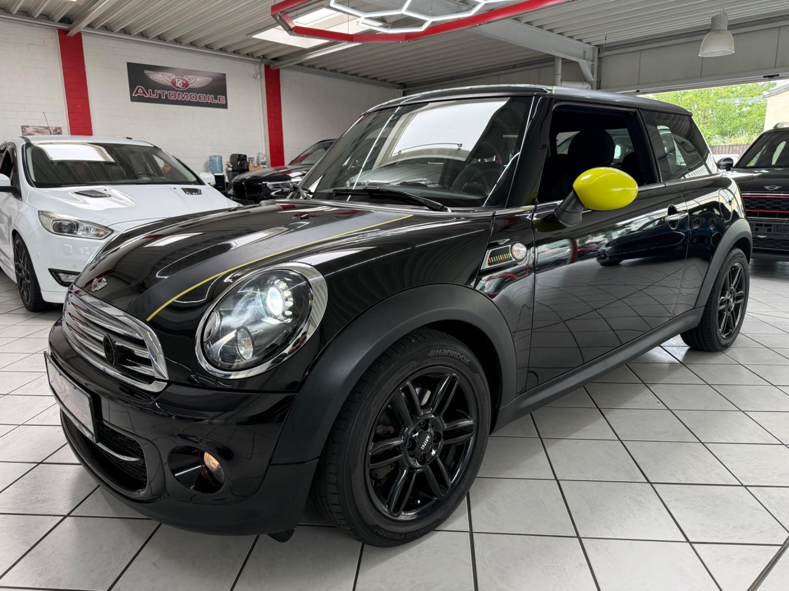 MINI COOPER D BRICK LANE  XENON SHZ KLIMA