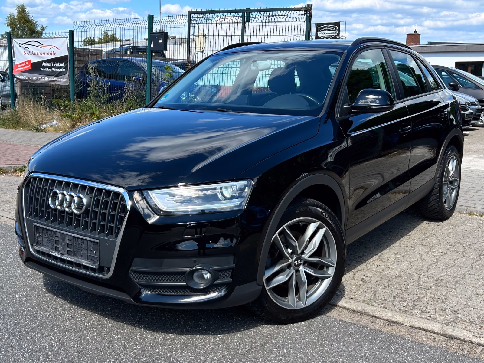 Audi Q3 1.4 TFSI-NAVI-LED-PDC-ALU -PANO