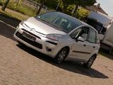 Citroën Grand C4 Picasso TÜV NEU  S-HEFT AUTOMATIK GETRI - silberne Citroën Grand C4 Picasso / SpaceTourer