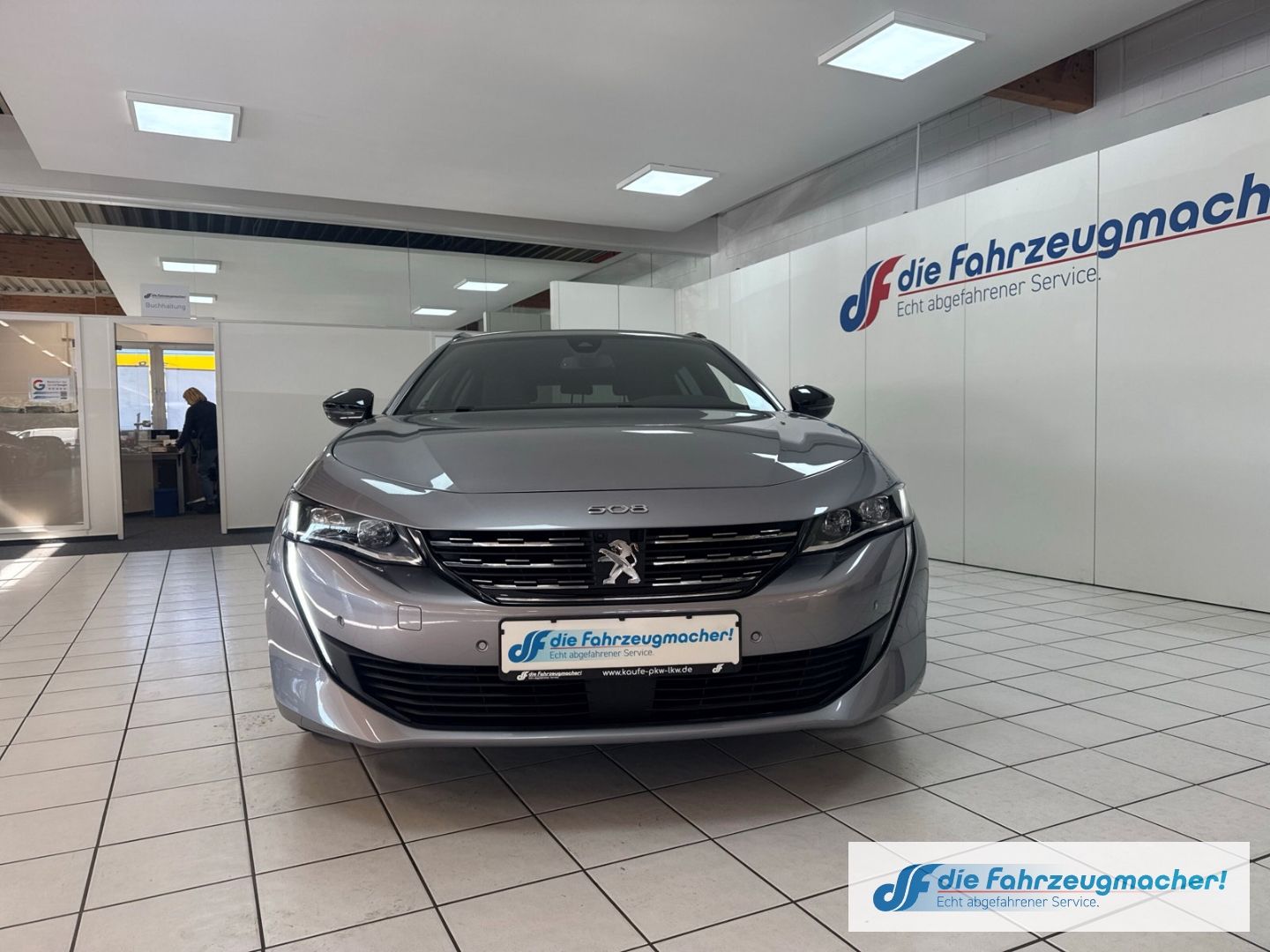 Fahrzeugabbildung Peugeot 508 SW Allure Pack 1.5 Navi ACC Apple CarPlay An