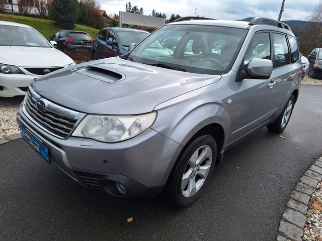 Subaru Forester 2.0D Exclusive, Xenon, AHK