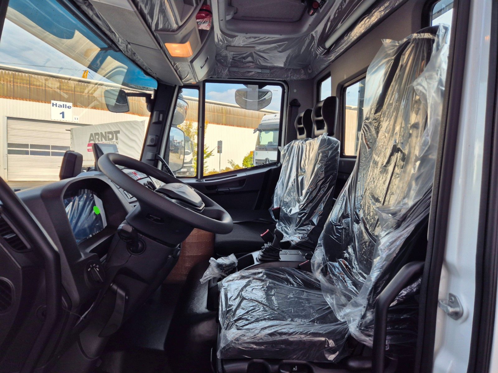 Fahrzeugabbildung Iveco Eurocargo ML80E21 Meiller 2x AHK 3 Sitze Klima