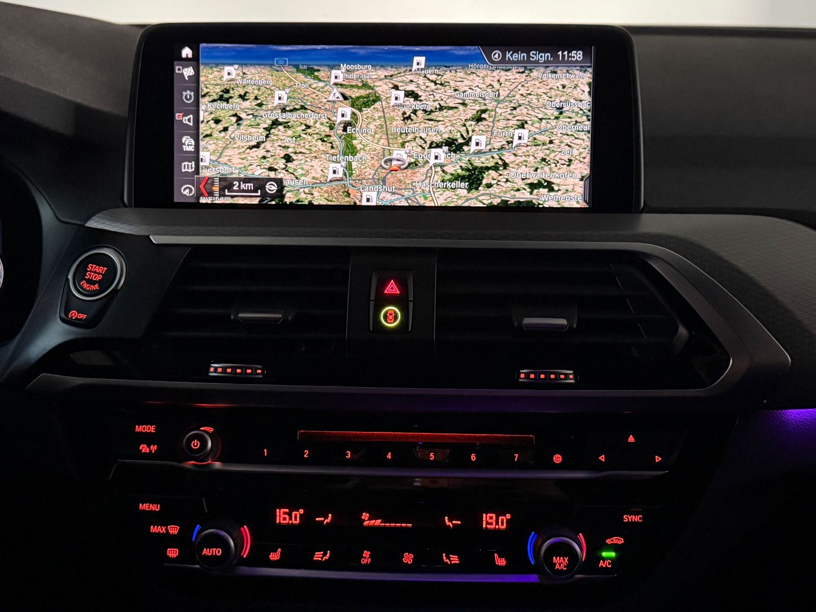 Fahrzeugabbildung BMW X4 xDrive 30 i M SPORT/LED/ NAVI PROF/HuD/1.HAND