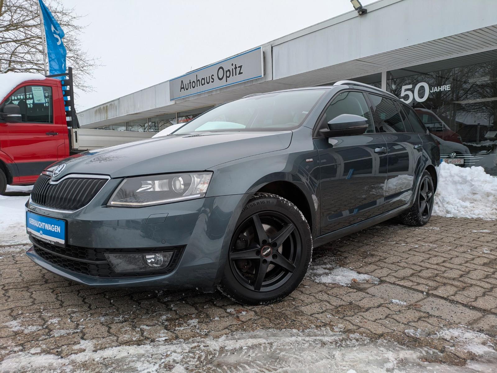 Skoda Octavia Combi 1.4 TSI Joy *NAVI,XENON,PDC*
