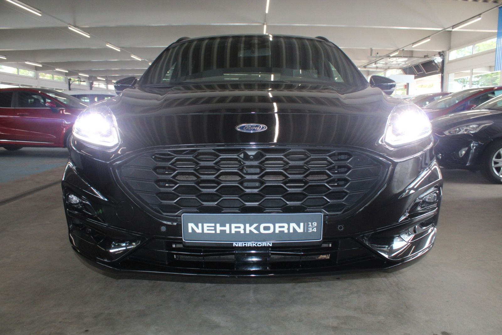 Fahrzeugabbildung Ford Kuga PHEV ST-Line X LED AHK 2xCam ACC WinterPak.