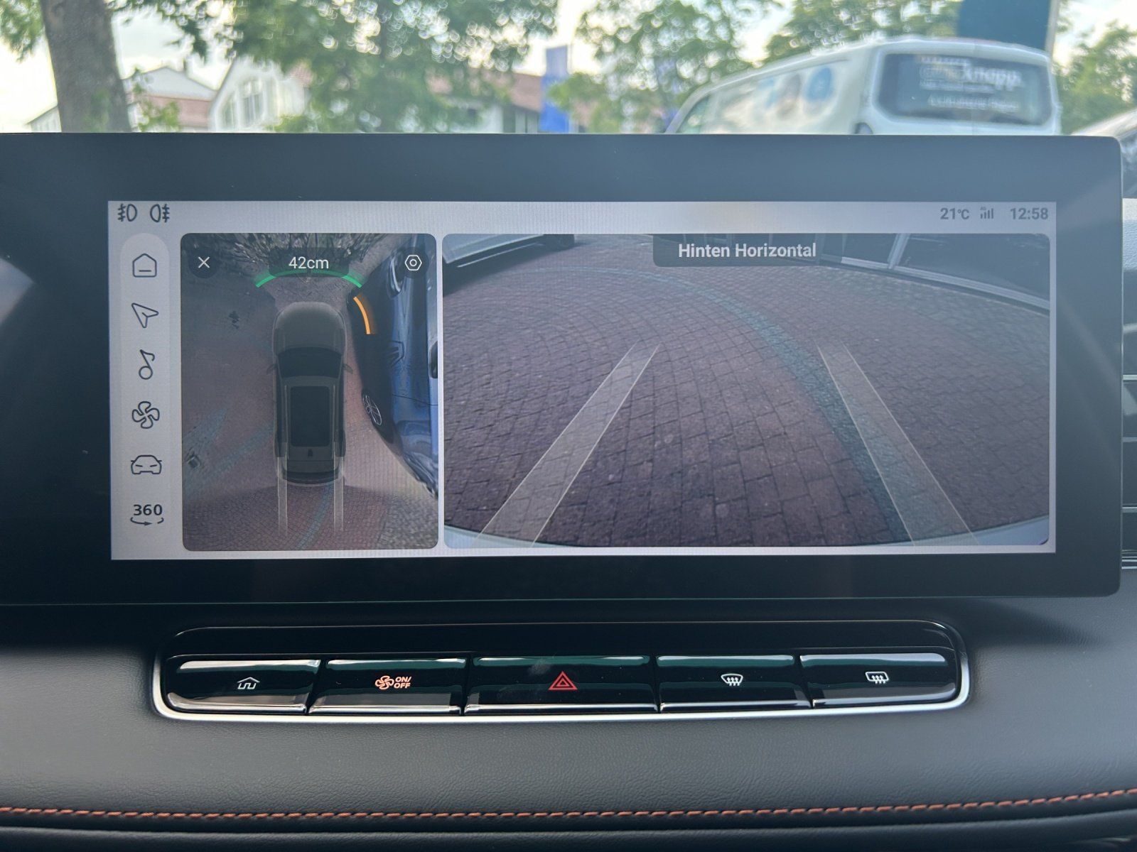 Fahrzeugabbildung MG MG HS Luxury PHEV AT