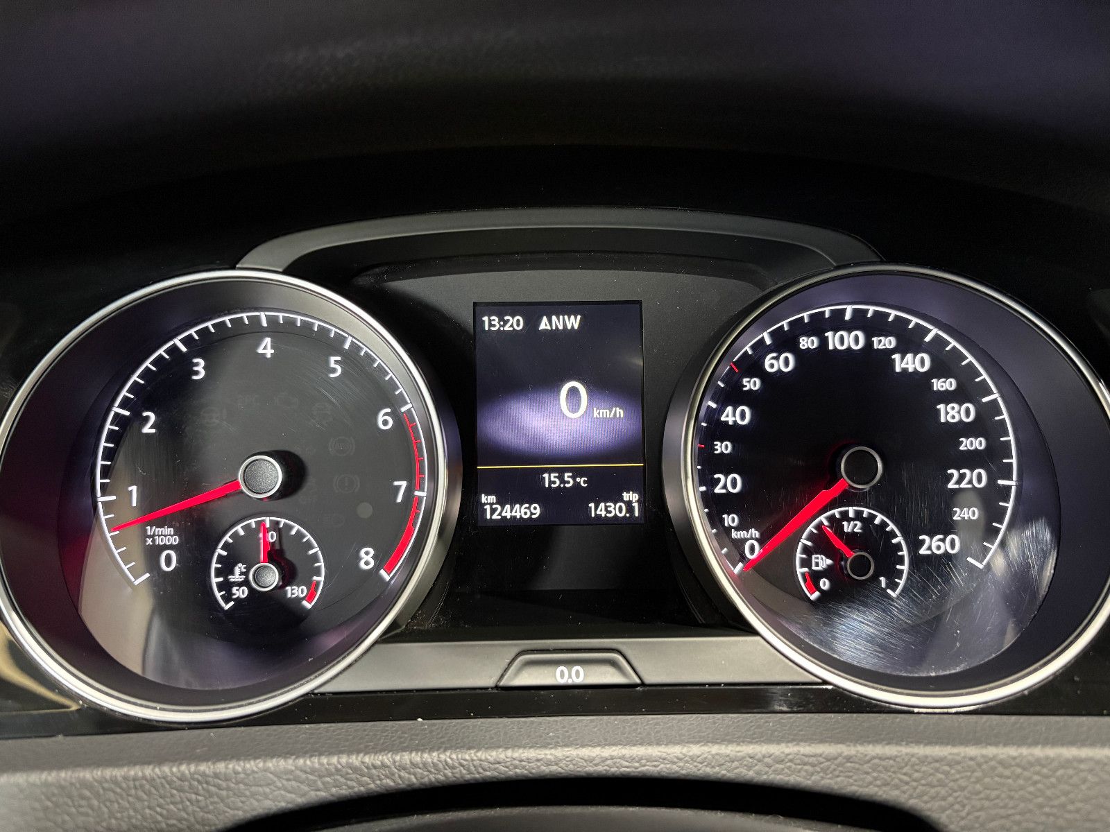 Fahrzeugabbildung Volkswagen Golf VII Lim. Allstar BMT/NAVI/PDC/SHZ/KLIMA/