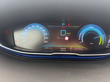 Peugeot 3008 1.6 225 A llure Pack Kam.+KeyLess+LED+Navi