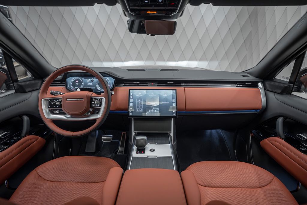 Range Rover P615 SV LWB 2026 BLACK/RED SUITE - Bild 21