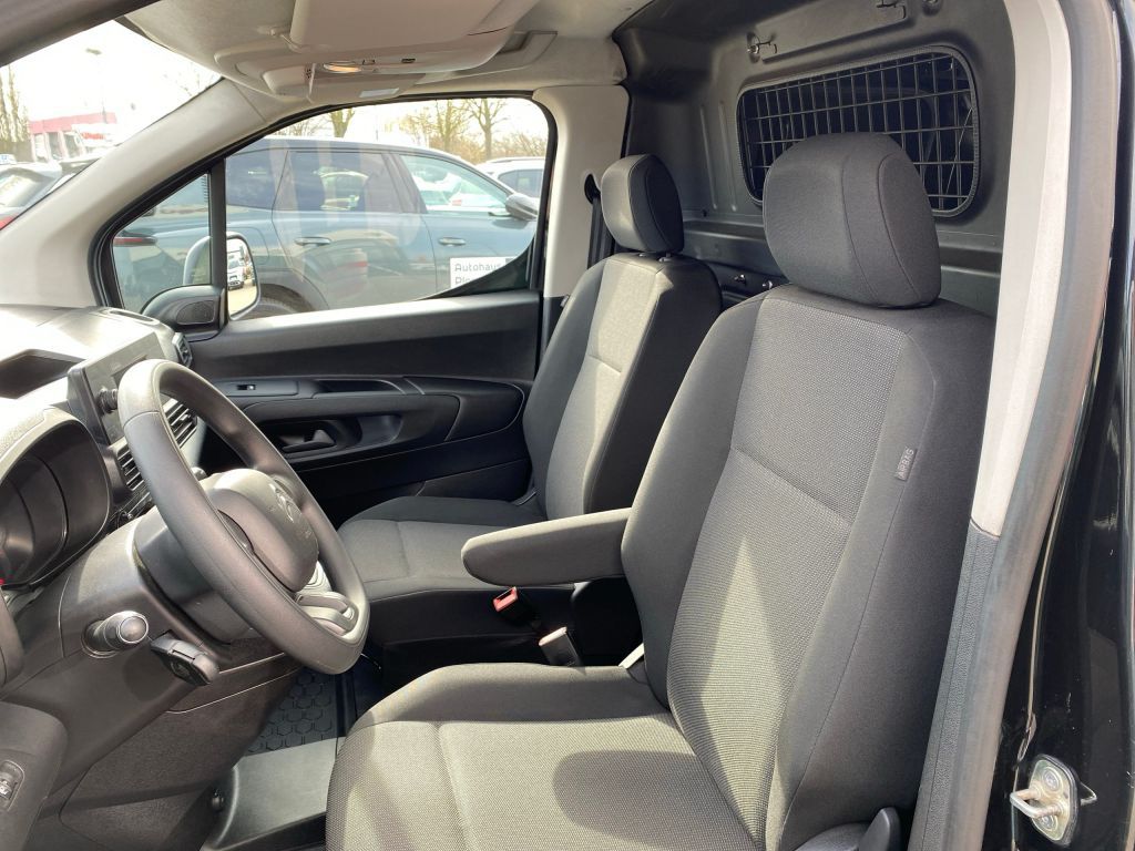 Fahrzeugabbildung Citroën Berlingo 1.5 Diesel 100 M S&S Club *AZV*Sitzh*PD