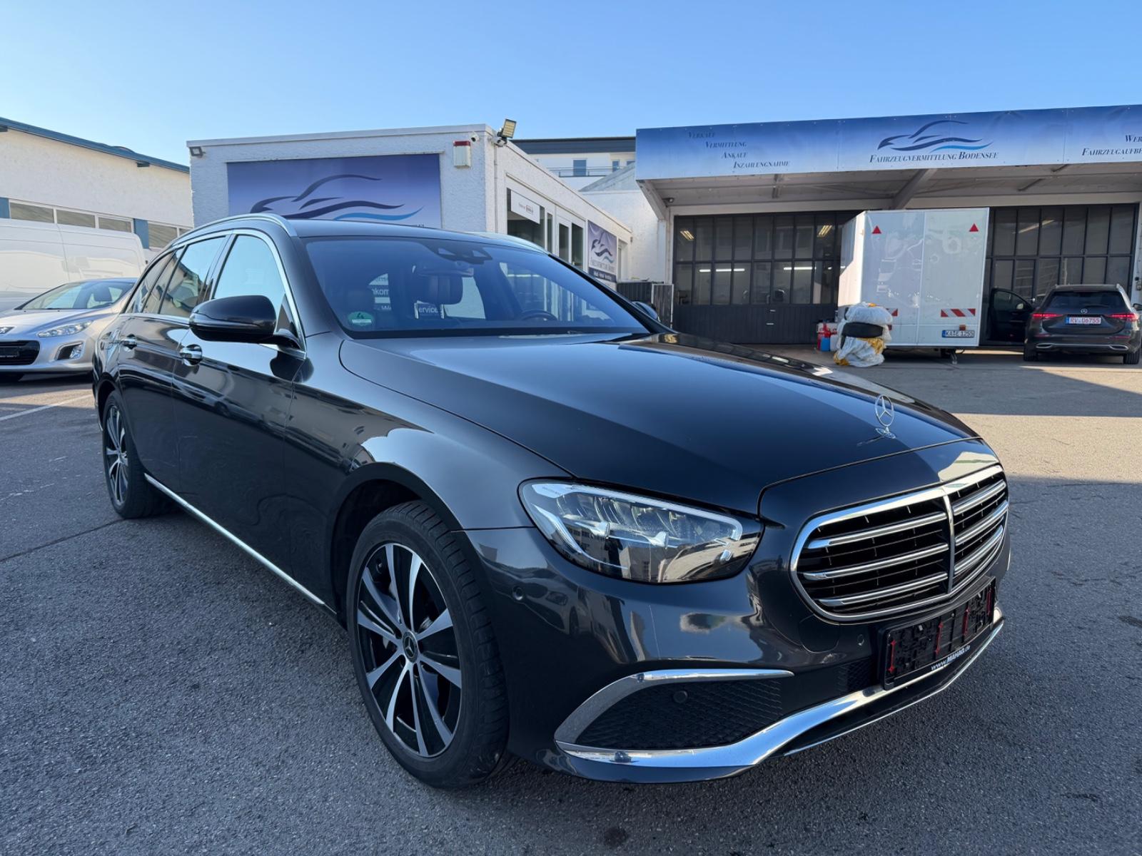 Mercedes-Benz E 300de 4Matic Keyless Widescreen Memory CarPlay