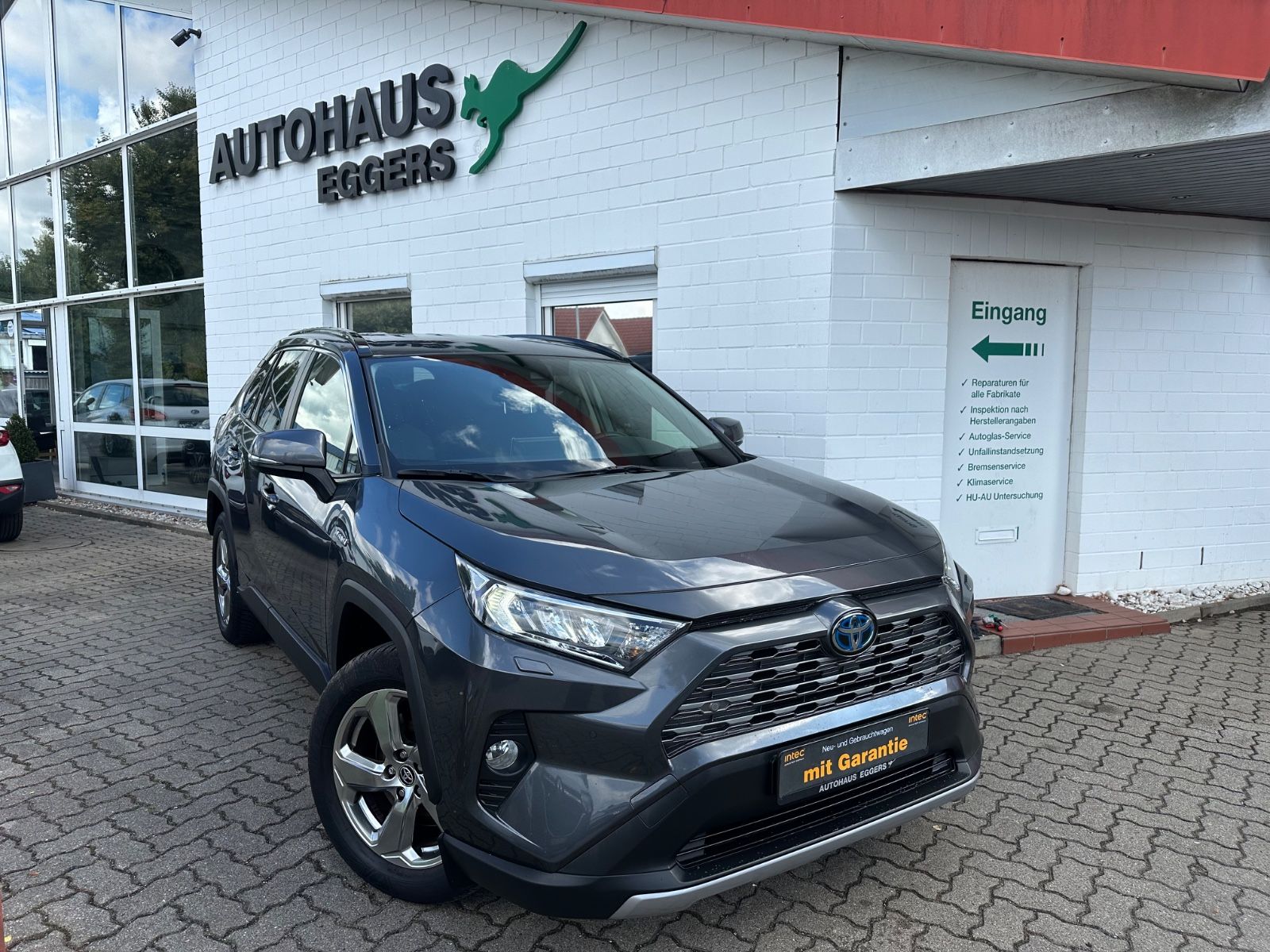 Toyota RAV 4 - 1