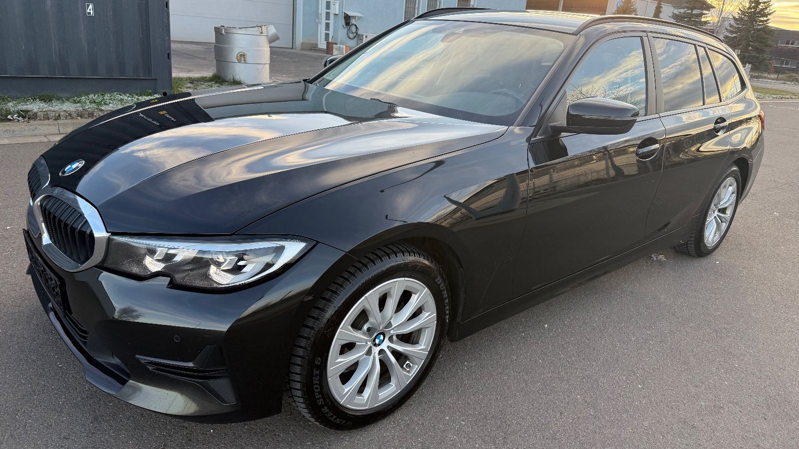 BMW 320d Touring LED AUTOMATIK NAVI LEDER TÜV NEU 