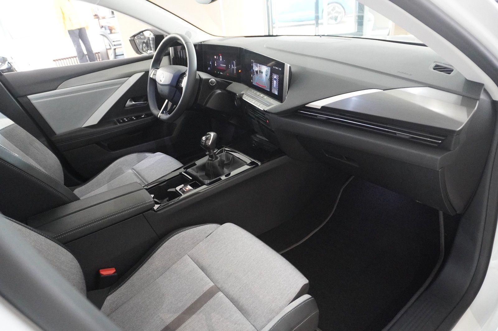 Fahrzeugabbildung Opel Astra L ST 1.5D ELEGANCE NAVI/LED/KAMERA/SH/DAB+
