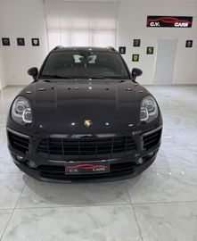 Porsche Macan - 4