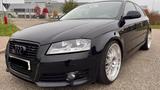 Audi A3 1.6 Attraction mit S-Line Paket Exterior 