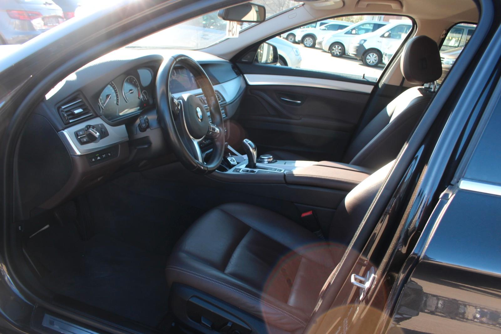 BMW 530 5 Touring 530 d xDrive/Klima/Navi/Tüv NEU