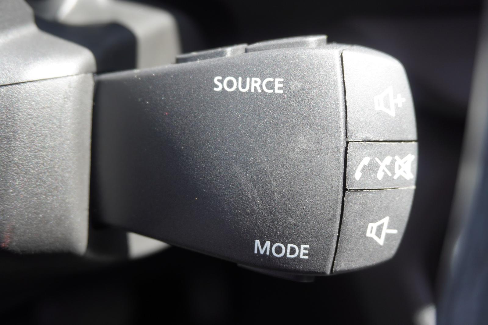 Dacia Sandero III TCe 90 CVT Comfort LED Navi Kamera, миниатюра 19