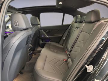 صورة مصغرة 11 لـ 2023 BMW I5