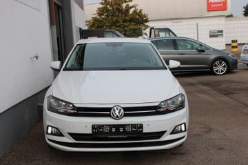 Volkswagen Polo - 2