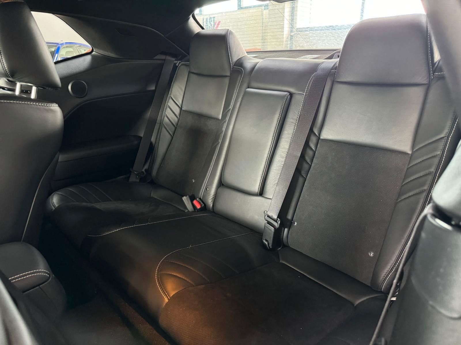 Fahrzeugabbildung Dodge CHALLENGER HELLCAT JAILBREAK-LAGUNA-YELLOW CAL.-