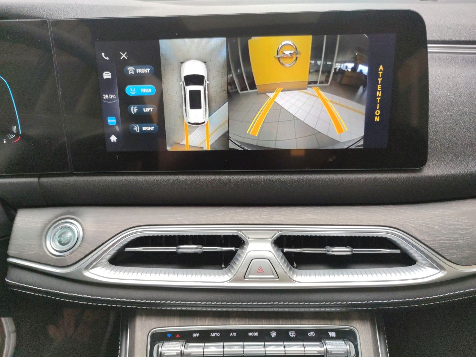 Fahrzeugabbildung DFSK Fengon 600 7-Sitzer Carplay