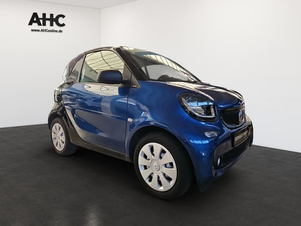 Fahrzeugabbildung Smart fortwo 52 kW twinamic KlimaA SHZ AUT LM LED PDC