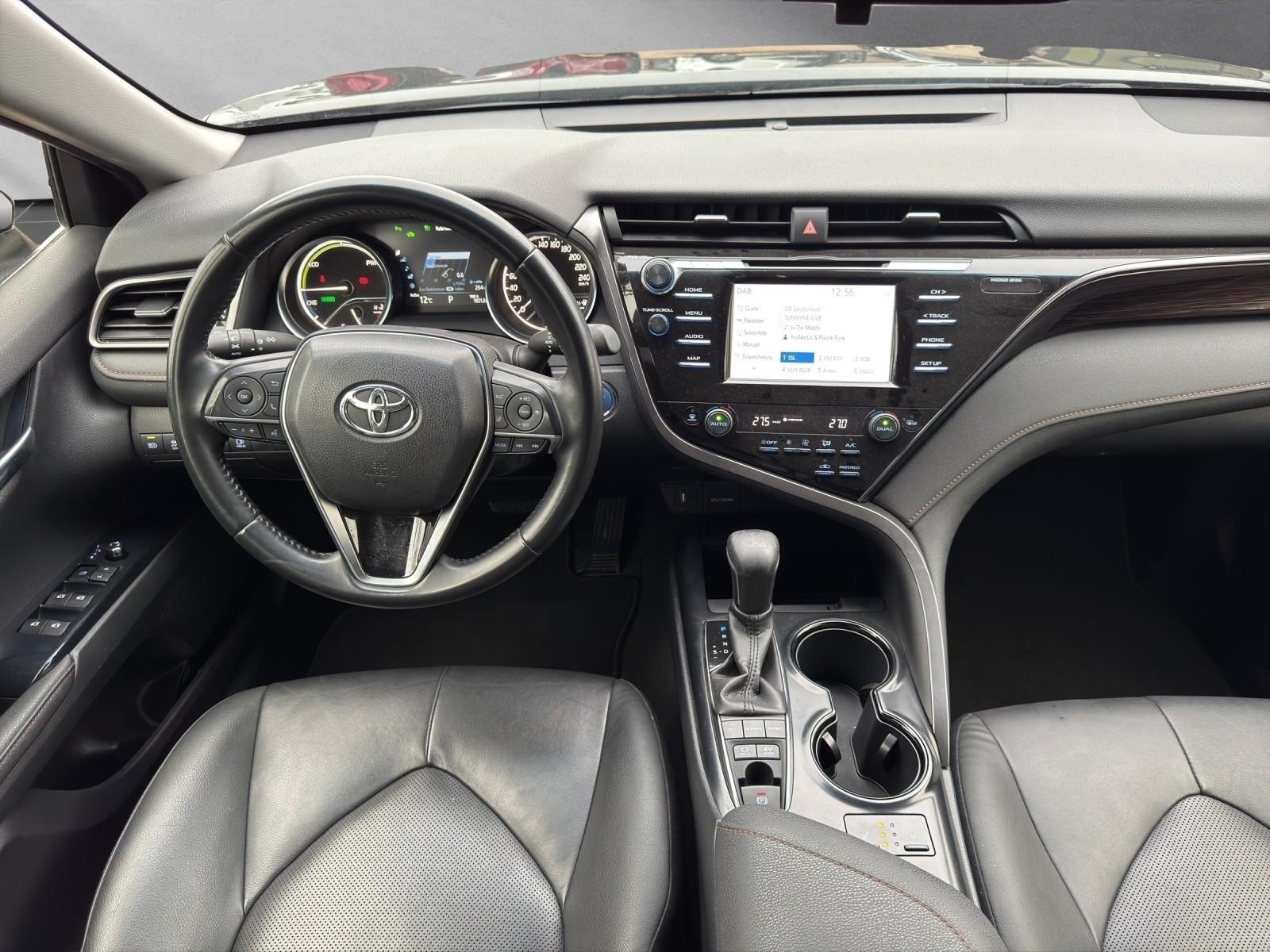 Toyota Camry HYBRID*NAVI*15 JAHRE GARANTIE