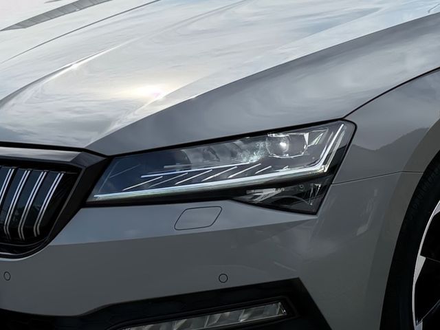 Superb Combi 1.4 TSI Hybrid Sportline iV 360°KAM