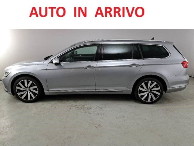 Volkswagen VW PASSAT SW 2000 TDI 150 CV DCG EXECUTIVE