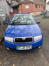 Skoda Škoda Fabia, Schaltgetriebe, TÜV bis 12/2027 - Skoda Fabia aus 2002: Kombi