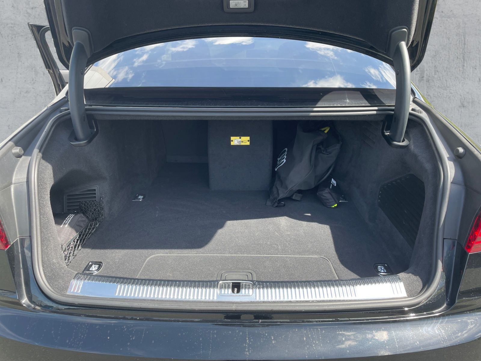 Audi A8 - Bild 14