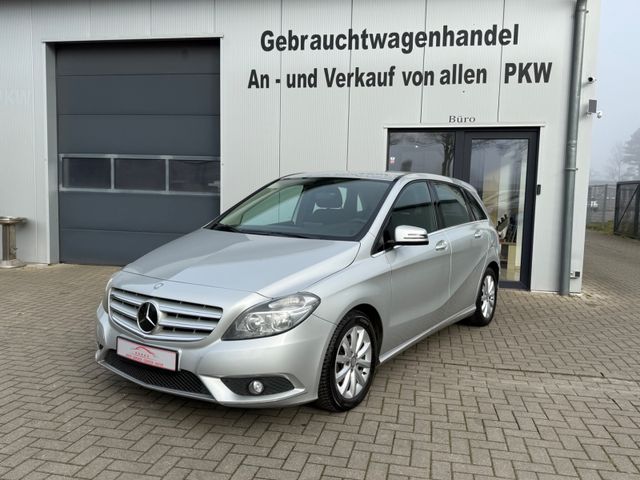 Mercedes-Benz B 180 CDI*AHK*SHZ*8FACH BEREIFT*HU AU NEU