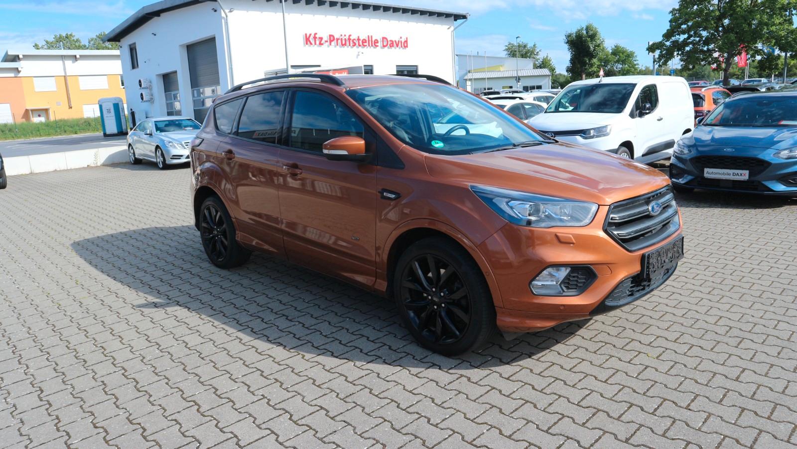 Ford Kuga 2,0 TDCi 4x4 110kW ST-Line