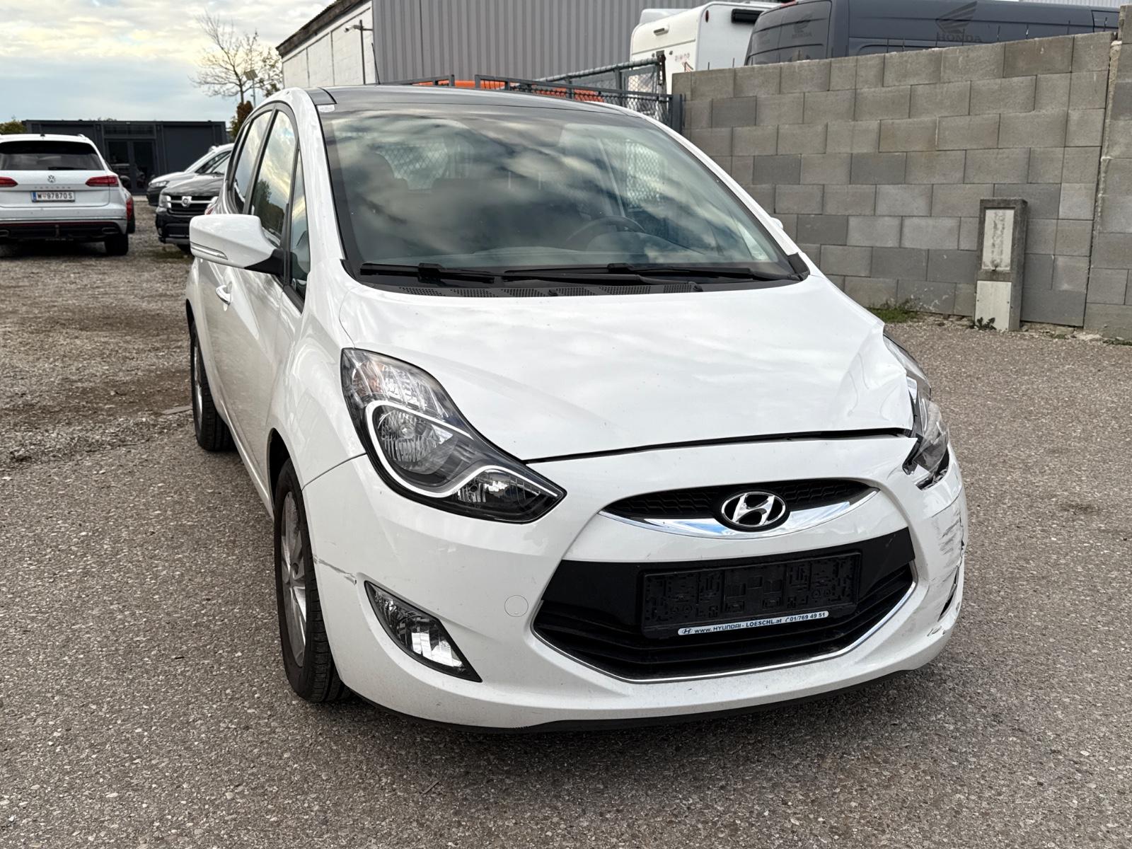 Hyundai ix20 2014 — photo 12