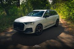 AUDI Q7 50 TDI competition plus*AHK*HU*B&O*PANO*VOLL AUDI Q7 50 TDI competition plus*AHK*HU*B&O*PANO*VOLL