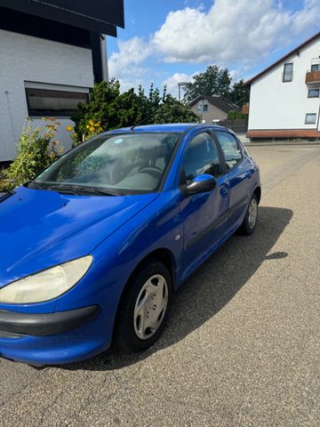 Peugeot 206 1.1 Filou mit TÜV